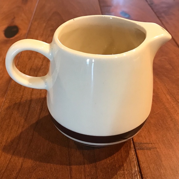 VINTAGE 1979 MCCOY7020 STONECRAFT CHOCOLATE & ALMOND CREAMER MUG - Picture 2 of 4